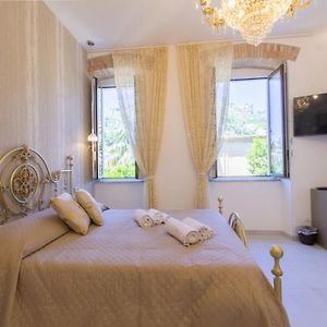 Villa Valverde Apartments E B&B